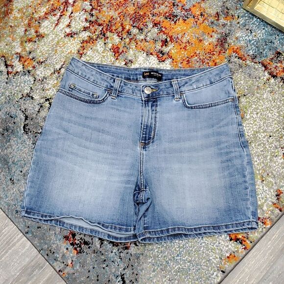 Lee Sz 12 M Lightwash Stretch Mid Rise Shorts Denim Jean 225 - Picture 1 of 5